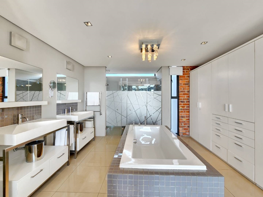 3 Bedroom Property for Sale in De Waterkant Western Cape